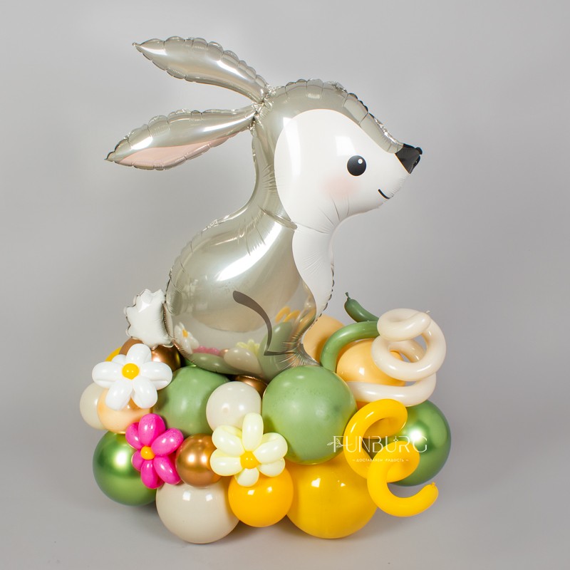 Фигура из шаров «Зайчонок»