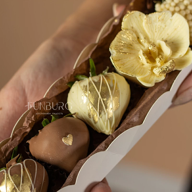 Набор клубники в шоколаде «la Fleur» XS