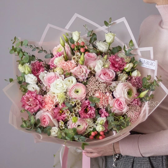 Купить букет цветов маме на день рождения недорого с доставкой в интернет-магазине - Москва