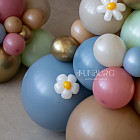 Комплексное оформление с мольбертом «Детство»