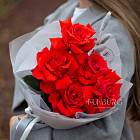 Букет из французских красных роз Nina