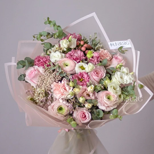 Купить букет цветов маме на день рождения недорого с доставкой в интернет-магазине - Москва