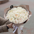 Монобукет из ароматных роз White O'Hara S