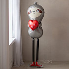 Набор: ходящий шар «Влюблённый ленивец» + связка сердец