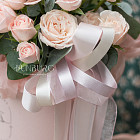 Цветы в шляпной коробке «Пудровый шёлк»