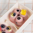 Голубика в шоколаде «Cubes» (клубничный шоколад)