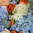 Авторский букет «Sky Blue» L