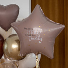 Большая звезда с надписью «Hero» 30″