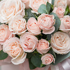 Цветы в шляпной коробке «Пудровый шёлк»