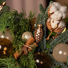 Цветы в шляпной коробке «Кофе с корицей»