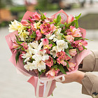 Букет из альстромерий «Кадриль»