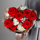 Букет с розами Nina «Сахарная клюква»