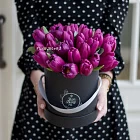 Цветы в шляпной коробке «Пурпур»