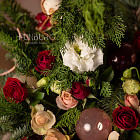 Цветы в шляпной коробке «Рождественский пунш»