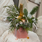 Цветы в шляпной коробке «Время чудес»